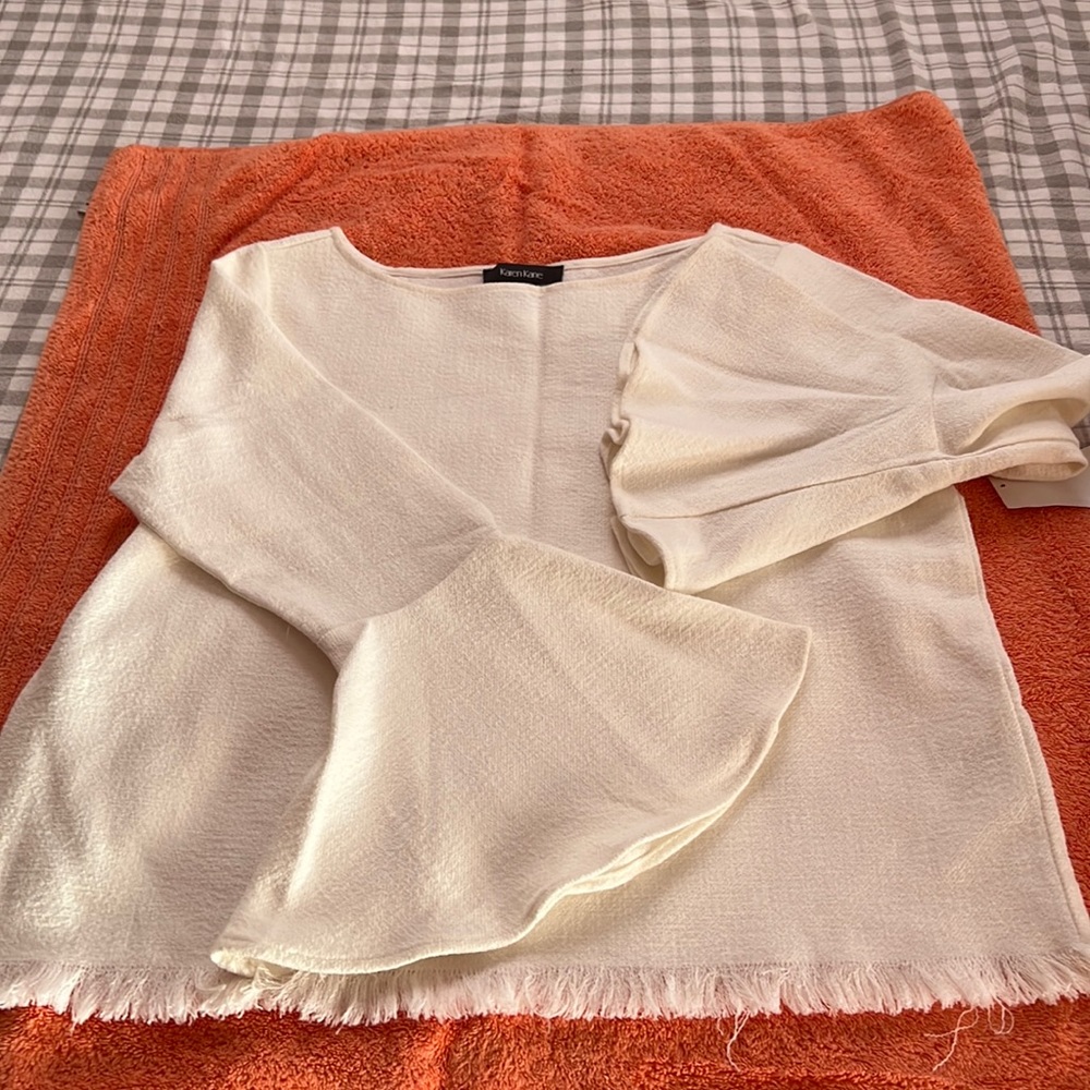 Karen Kane blouse fancy sleeve size xl new with tag bought at lord and Taylor